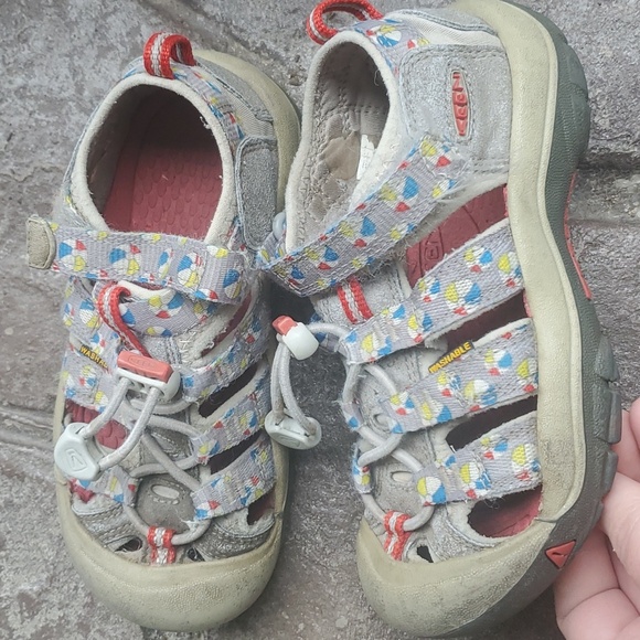 Keen Size 11.5 Toddler - Picture 2 of 3